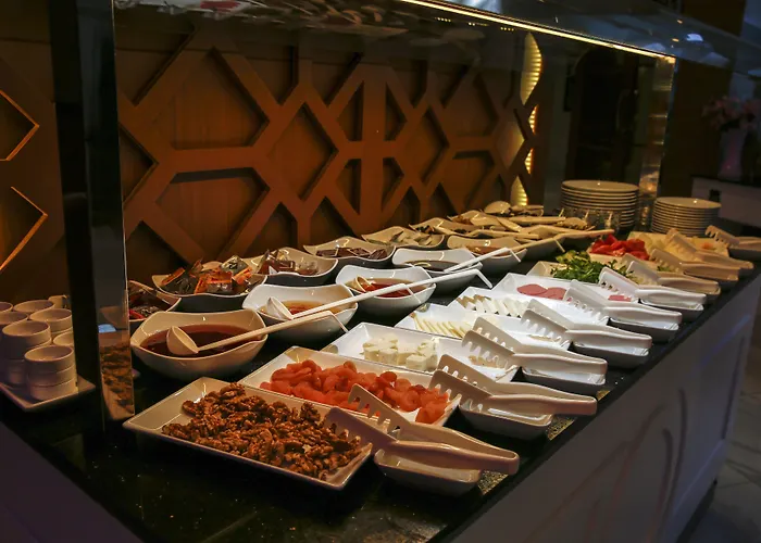 Exelans פאטהיה